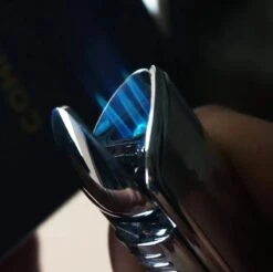 Cohiba® Sigarenaansteker - Sigarenboor - Sigaren - Sigaar - Cohiba Aansteker - Sigarenboor - Sigaren Accessoires - Sigarenknipper - Sigaar Aansteker - Cohiba - Incl. Luxe Geschenkdoos - Rood 32 Cohiba® Sigarenaansteker - Sigarenboor - Sigaren - Sigaar - Cohiba Aansteker - Sigarenboor - Sigaren Accessoires - Sigarenknipper - Sigaar Aansteker - Cohiba - Incl. Luxe Geschenkdoos - Rood -Barbecue Benodigdheden Winkel 1200x1197 5