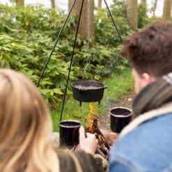 Esschert Design - Driepoot Met Ketting - Haardvuur Accessoires - Staal - Zwart 30 Esschert Design - Driepoot Met Ketting - Haardvuur Accessoires - Staal - Zwart -Barbecue Benodigdheden Winkel 1200x1200 321