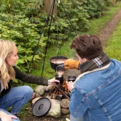 Esschert Design - Driepoot Met Ketting - Haardvuur Accessoires - Staal - Zwart 31 Esschert Design - Driepoot Met Ketting - Haardvuur Accessoires - Staal - Zwart -Barbecue Benodigdheden Winkel 1200x1200 322