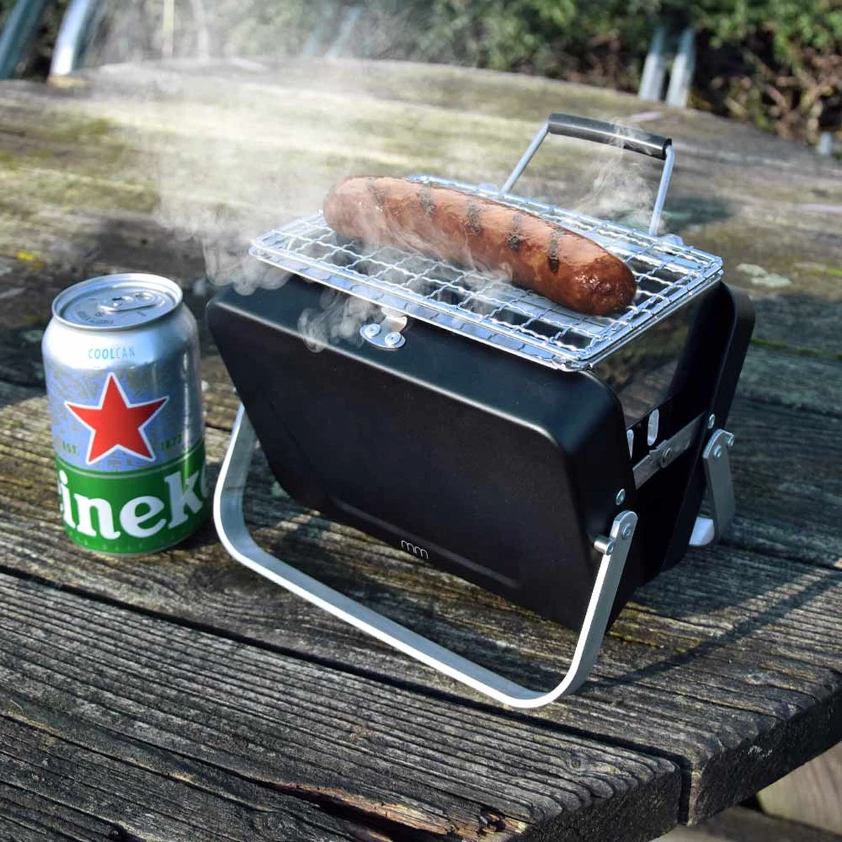 Mikamax Draagbare Mini BBQ - Barbecue - 's Werelds Kleinste Barbecue - Past In Je Broekzak - 18 × 6 × 15,5 Cm - 714 Gram - Mat Zwart 5 Mikamax Draagbare Mini BBQ - Barbecue - 's Werelds Kleinste Barbecue - Past In Je Broekzak - 18 × 6 × 15,5 Cm - 714 Gram - Mat Zwart - Afbeelding 5