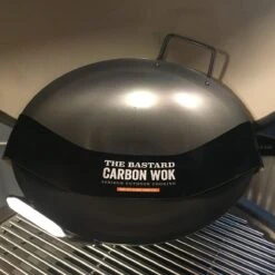The Bastard Carbon Steel Wok -Barbecue Benodigdheden Winkel 1200x1200 332