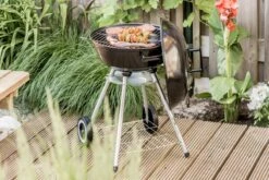 BBQ Collection Houtskoolbarbecue - Kogelbarbecue 45 X 60 Centimeter - Ronde Barbecue - Barbecue Op Wielen - Zwart - Metaal 36 BBQ Collection Houtskoolbarbecue - Kogelbarbecue 45 X 60 Centimeter - Ronde Barbecue - Barbecue Op Wielen - Zwart - Metaal -Barbecue Benodigdheden Winkel 1200x800 34