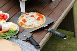 Bighorn Pizzaschep Voor BBQ En Oven-Inklapbare Handgreep -Pizzasnijder- Edelstaal -geschikt Als Broodschep En Ovenschep - SRPT01 -Barbecue Benodigdheden Winkel 1200x800 61