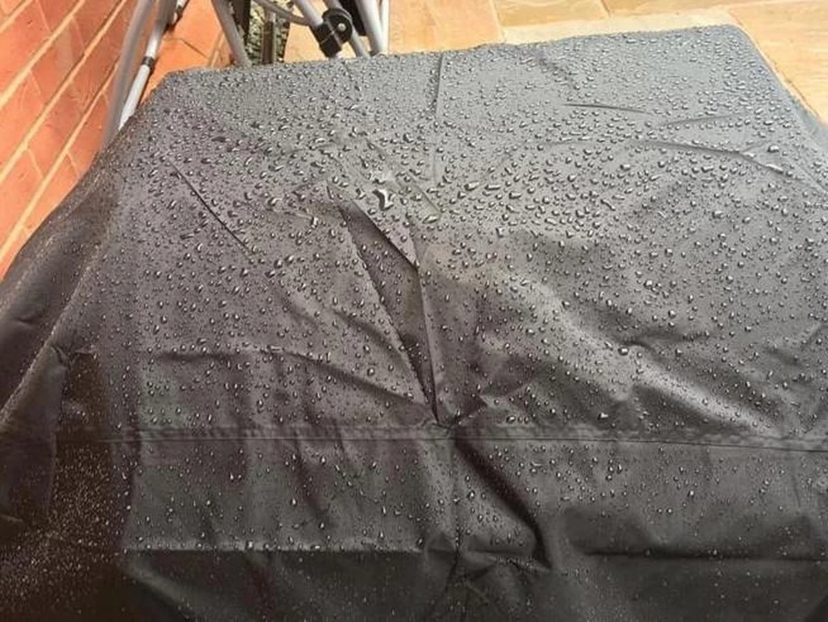 COVER UP HOC RED Label BBQ Hoes 145x61x117 Cm Waterdichte Barbecue Hoes / Afdekhoes Bbq / Met Trekkoord, Bbq Hoes, Bbq Hoes Waterdicht, Bbq Beschermhoes Zwart 9 COVER UP HOC RED Label BBQ Hoes 145x61x117 Cm Waterdichte Barbecue Hoes / Afdekhoes Bbq / Met Trekkoord, Bbq Hoes, Bbq Hoes Waterdicht, Bbq Beschermhoes Zwart - Afbeelding 9